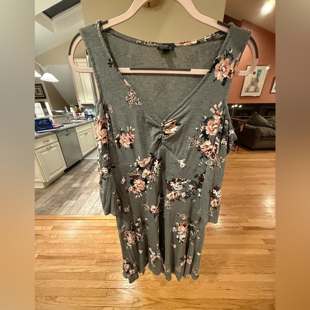 Torrid Floral Cold-Shoulder Dress – Brand New (No Tags)
